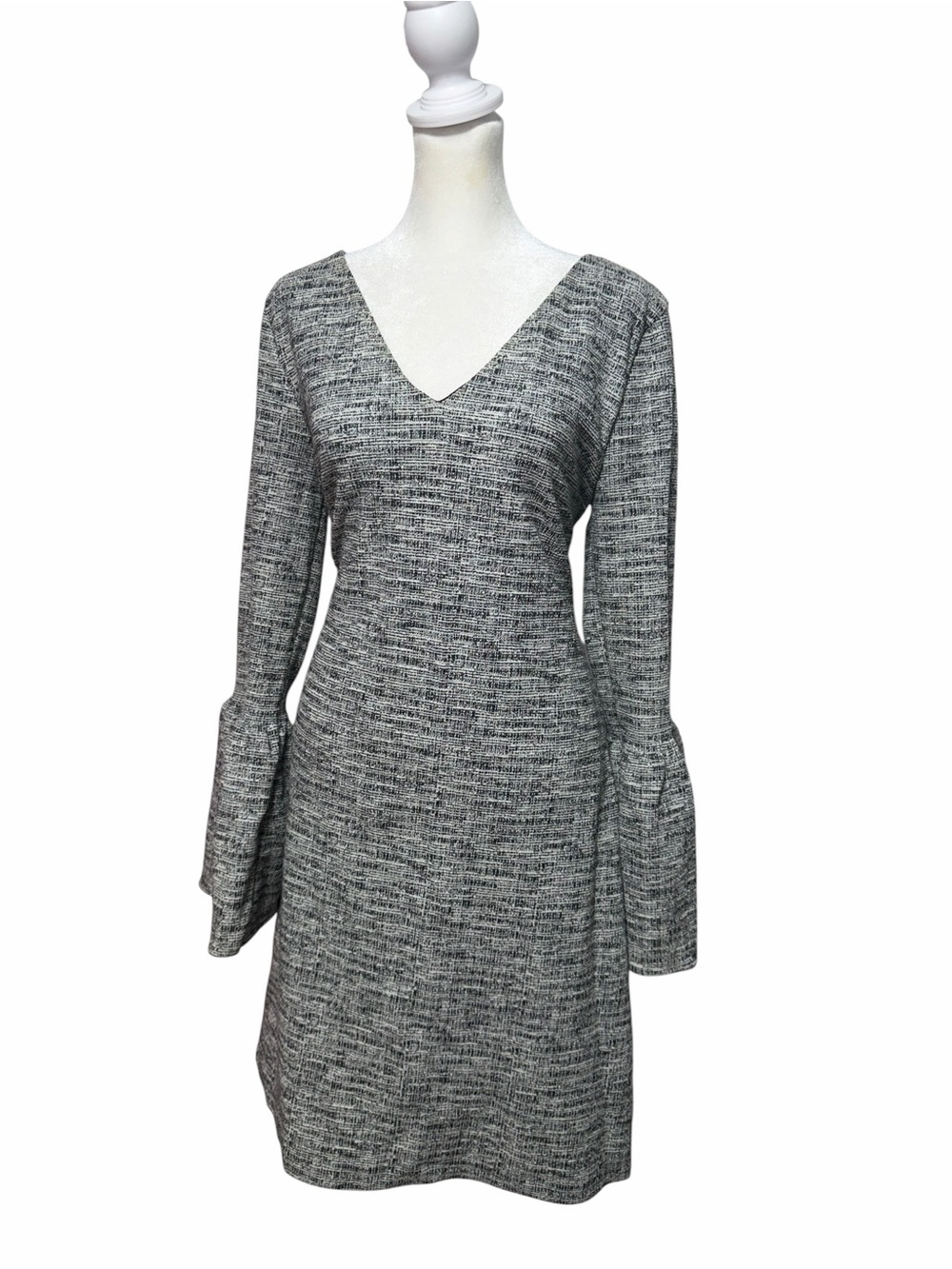 Banana Republic Tweed Bell Sleeve Shift Dress Black White V-Neck Size M